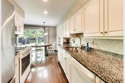 1204 Garfield Avenue, Libertyville, IL 60048 - Photo 10