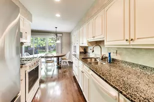 1204 Garfield Ave, Libertyville, IL 60048 - Photo 10