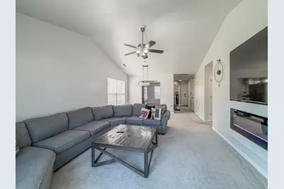 615 Corey Lane, Champaign, IL 61822 - Photo 8