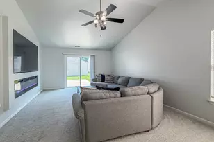 615 Corey Ln, Champaign, IL 61822 - Photo 6