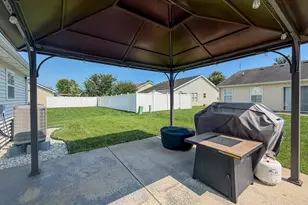 615 Corey Ln, Champaign, IL 61822 - Photo 34
