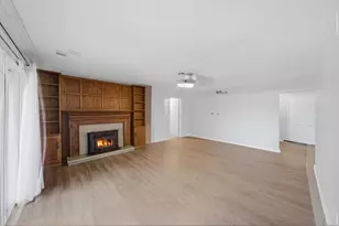 12610 S London Ln, Palos Heights, IL 60463 - Photo 8