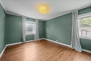 913 Cambridge Ln, Wilmette, IL 60091 - Photo 16