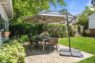913 Cambridge Ln, Wilmette, IL 60091 - Photo 20