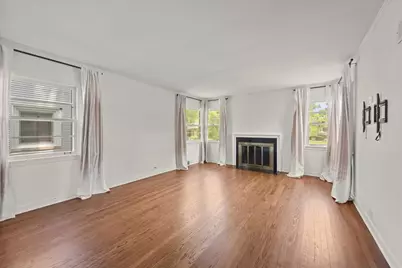 913 Cambridge Lane, Wilmette, IL 60091 - Photo 12