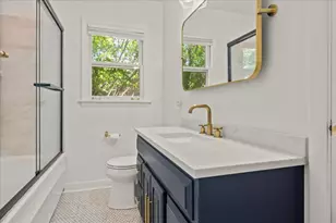 913 Cambridge Ln, Wilmette, IL 60091 - Photo 10