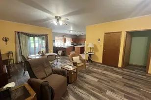 319 N 4th St, Neponset, IL 61345 - Photo 20