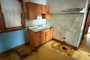 4027 S Maplewood Ave, Chicago, IL 60632 - Photo 6