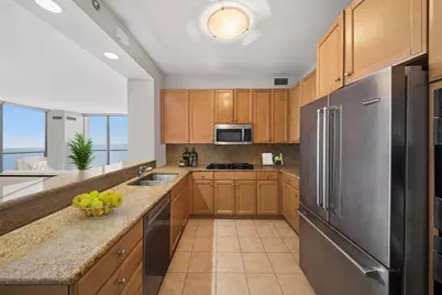 600 N Lake Shore Drive #2011, Chicago, IL 60611 - Photo 6