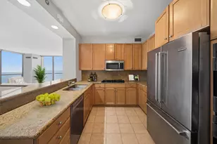 600 N Lake Shore Dr, Chicago, IL 60611 - Photo 6