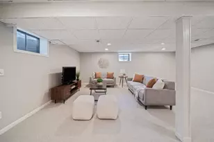 11S475 Walter Ln, Naperville, IL 60564 - Photo 28