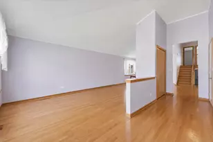 7516 Odell Ave, Bridgeview, IL 60455 - Photo 4