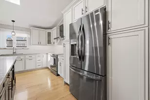 7516 Odell Ave, Bridgeview, IL 60455 - Photo 10