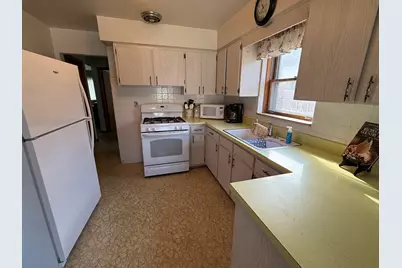 7078 N Franks Avenue, Niles, IL 60714 - Photo 8