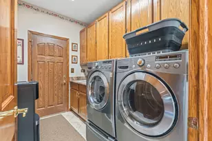 6N342 Linden Ave, Medinah, IL 60157 - Photo 18
