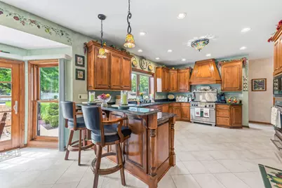 6N342 Linden Avenue, Medinah, IL 60157 - Photo 10