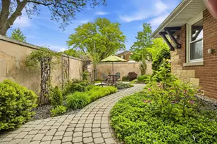 1758 N Natoma Ave, Chicago, IL 60707 - Photo 4