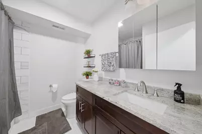 831 E Carriage Lane #2, Palatine, IL 60074 - Photo 8