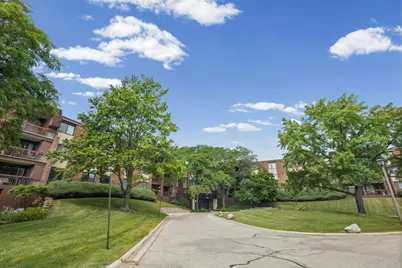440 Raintree Court #3S, Glen Ellyn, IL 60137 - Photo 2