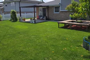 7836 W 81st St, Bridgeview, IL 60455 - Photo 16