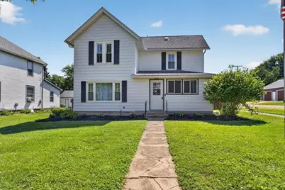 411 Main Street, Leaf River, IL 61047 - Photo 2