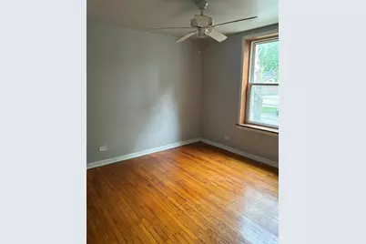 9032 S Dauphin Avenue #1N, Chicago, IL 60619 - Photo 4