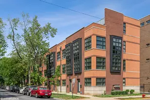7211 N Oakley Ave, Chicago, IL 60645 - Photo 1