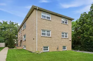 10500 Lyman Ave, Chicago Ridge, IL 60415 - Photo 1
