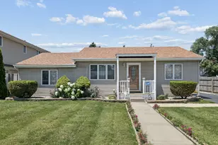 9822 Marion Ave, Oak Lawn, IL 60453 - Photo 1