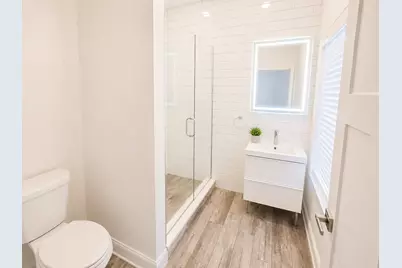2991 N Lawndale Avenue #1, Chicago, IL 60618 - Photo 8
