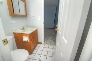 930 Sharon Ln, Schaumburg, IL 60193 - Photo 20