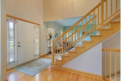 5515 Amber Way, McHenry, IL 60051 - Photo 2