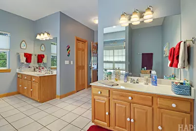 5515 Amber Way, McHenry, IL 60051 - Photo 18