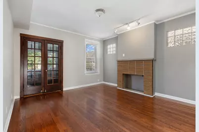 4519 N Troy Street, Chicago, IL 60625 - Photo 2