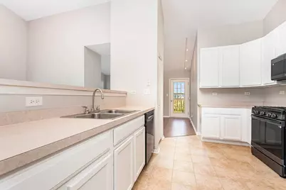 2404 Golf Ridge Circle #2404, Naperville, IL 60563 - Photo 6