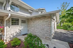 718 N Tamarac Blvd, Addison, IL 60101 - Photo 2