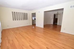5025 Carol St, Skokie, IL 60077 - Photo 4