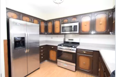 5025 Carol Street #2, Skokie, IL 60077 - Photo 10