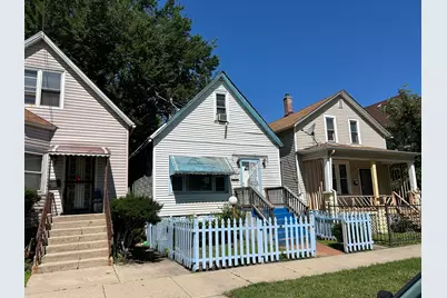 11568 S Lafayette Avenue, Chicago, IL 60628 - Photo 2