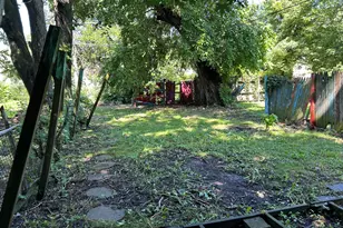 11568 S Lafayette Ave, Chicago, IL 60628 - Photo 24