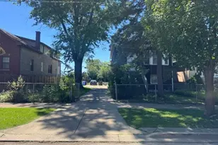 4060 N Mobile Ave, Chicago, IL 60634 - Photo 2