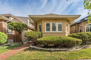 2539 W Morse Ave, Chicago, IL 60645 - Photo 1
