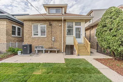 2539 W Morse Avenue, Chicago, IL 60645 - Photo 48