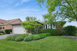 17900 Poplar Ln, Country Club Hills, IL 60478 - Photo 2
