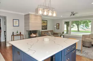801 N Stone Ave, La Grange Park, IL 60526 - Photo 10