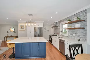 801 N Stone Ave, La Grange Park, IL 60526 - Photo 6