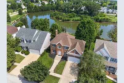 39W240 E Mallory Drive, Geneva, IL 60134 - Photo 2