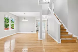 1322 Pennsbury Ln, Aurora, IL 60502 - Photo 10