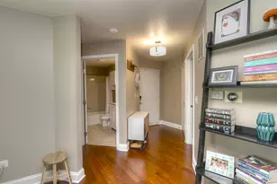 208 Winnsboro Ct, Schaumburg, IL 60193 - Photo 18