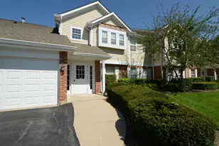 208 Winnsboro Ct, Schaumburg, IL 60193 - Photo 2